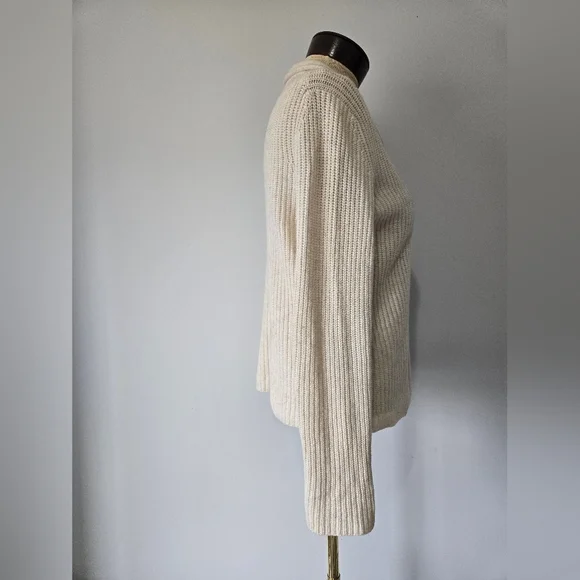 Vince  Wool And Cashmere Cream Ribbed Cardigan with Buttons. Size XS - Picture 5 of 11